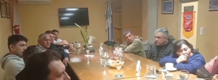 Reunión con delegados de distintas empresas
