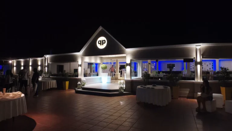 Beneficio en salones de eventos para los afiliados